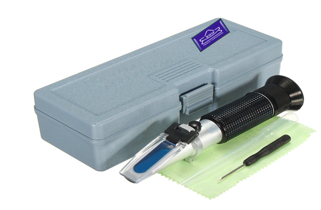 SOIF VBC2-T Akü ve Antifiriz Miktarı Ölçümü İçin El Tipi Refraktometre-ATC'li 