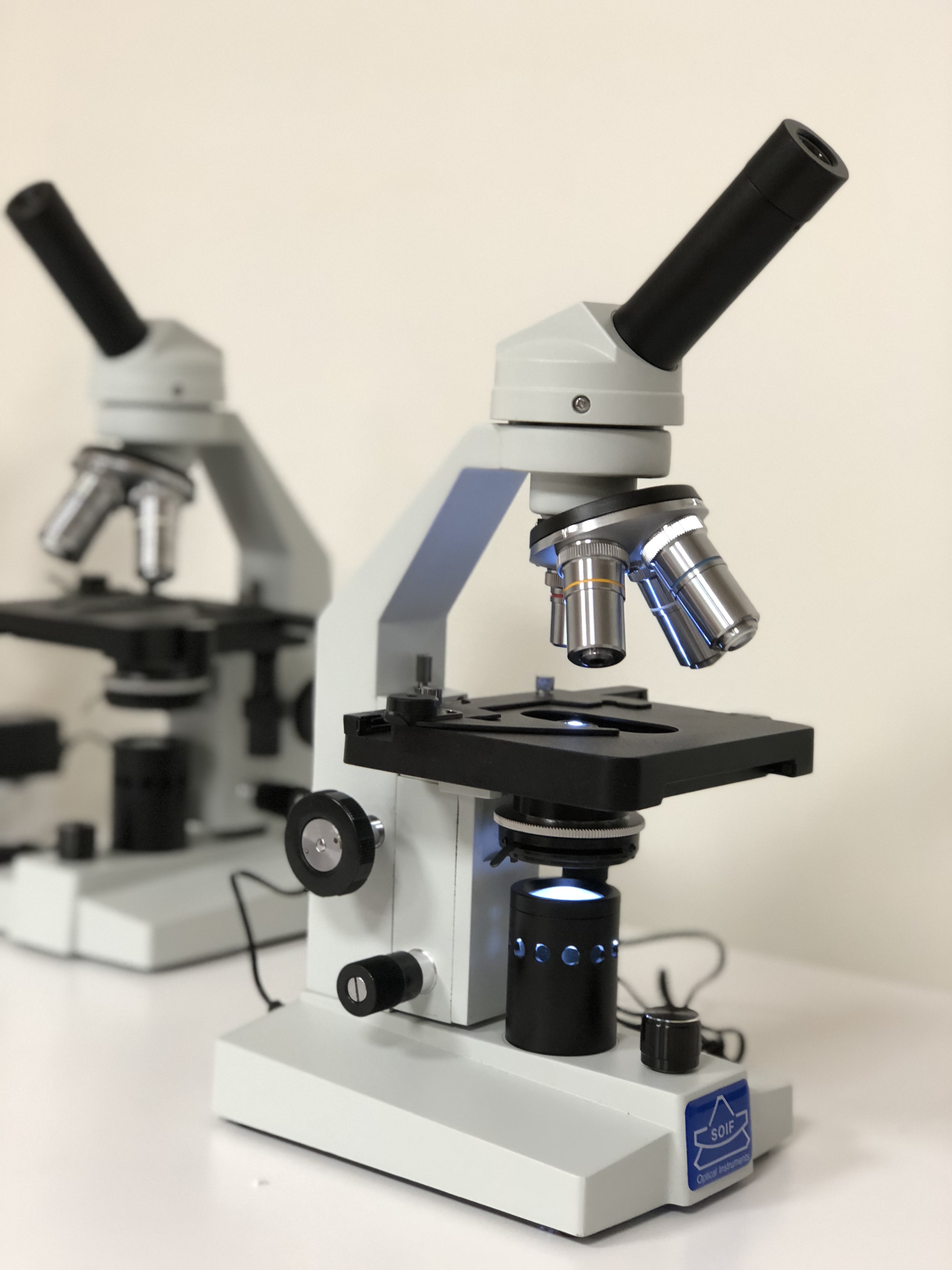SOIF M2 Monoküler Öğrenci Mikroskobu -4 Objektif Yuvalı Achromat-1000x